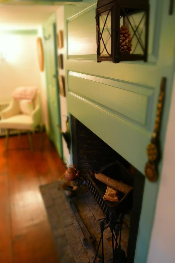 Daniels House Inn Сейлем Екстер'єр фото