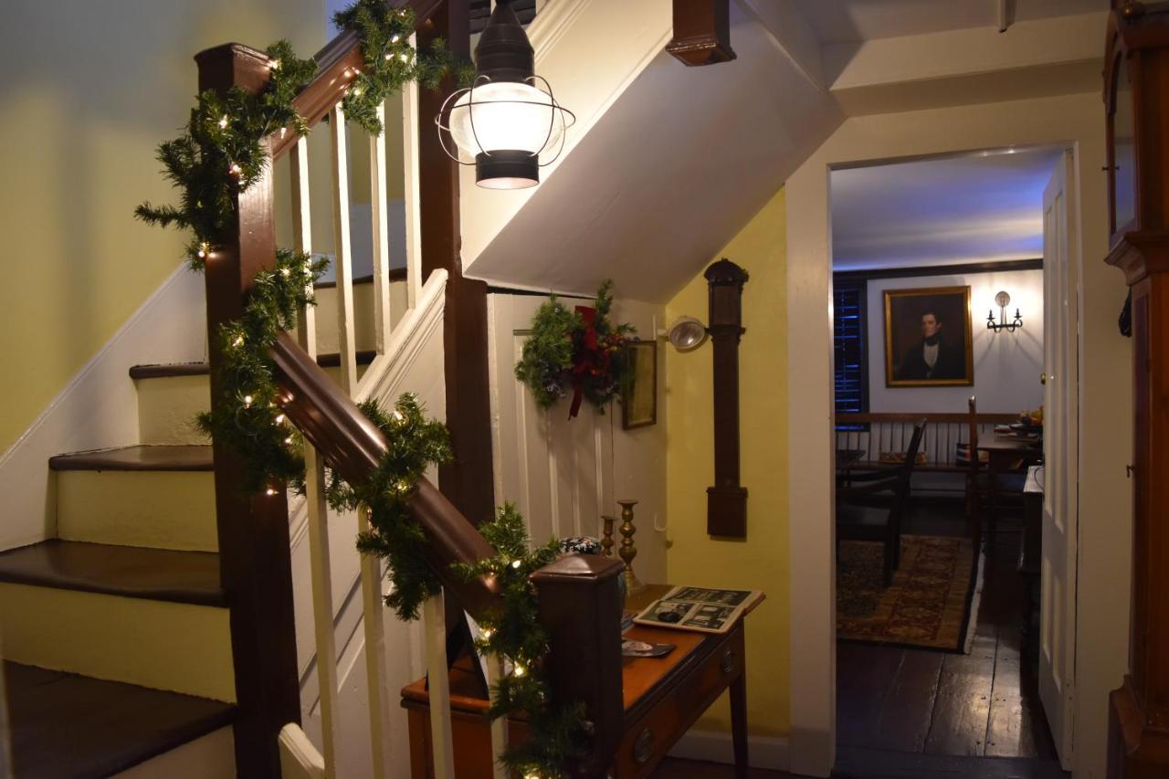 Daniels House Inn Сейлем Екстер'єр фото